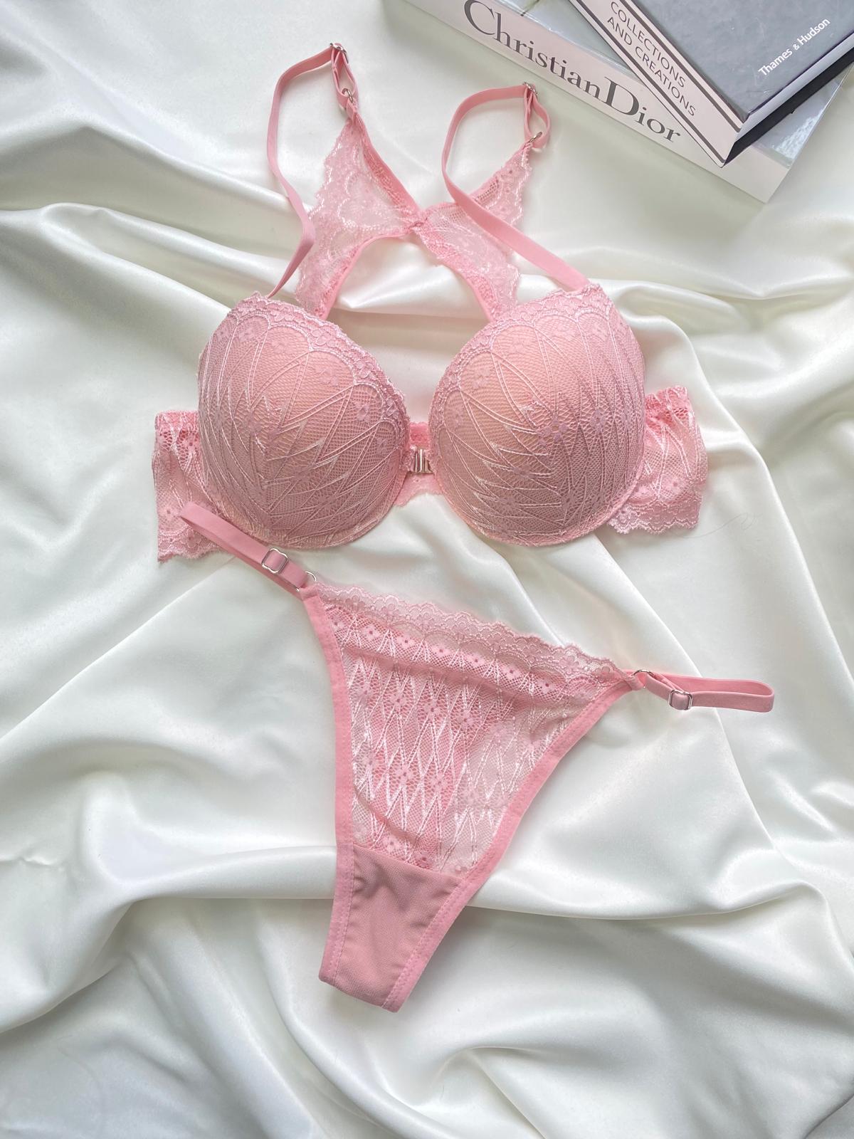 Pembe Kelebek Takım