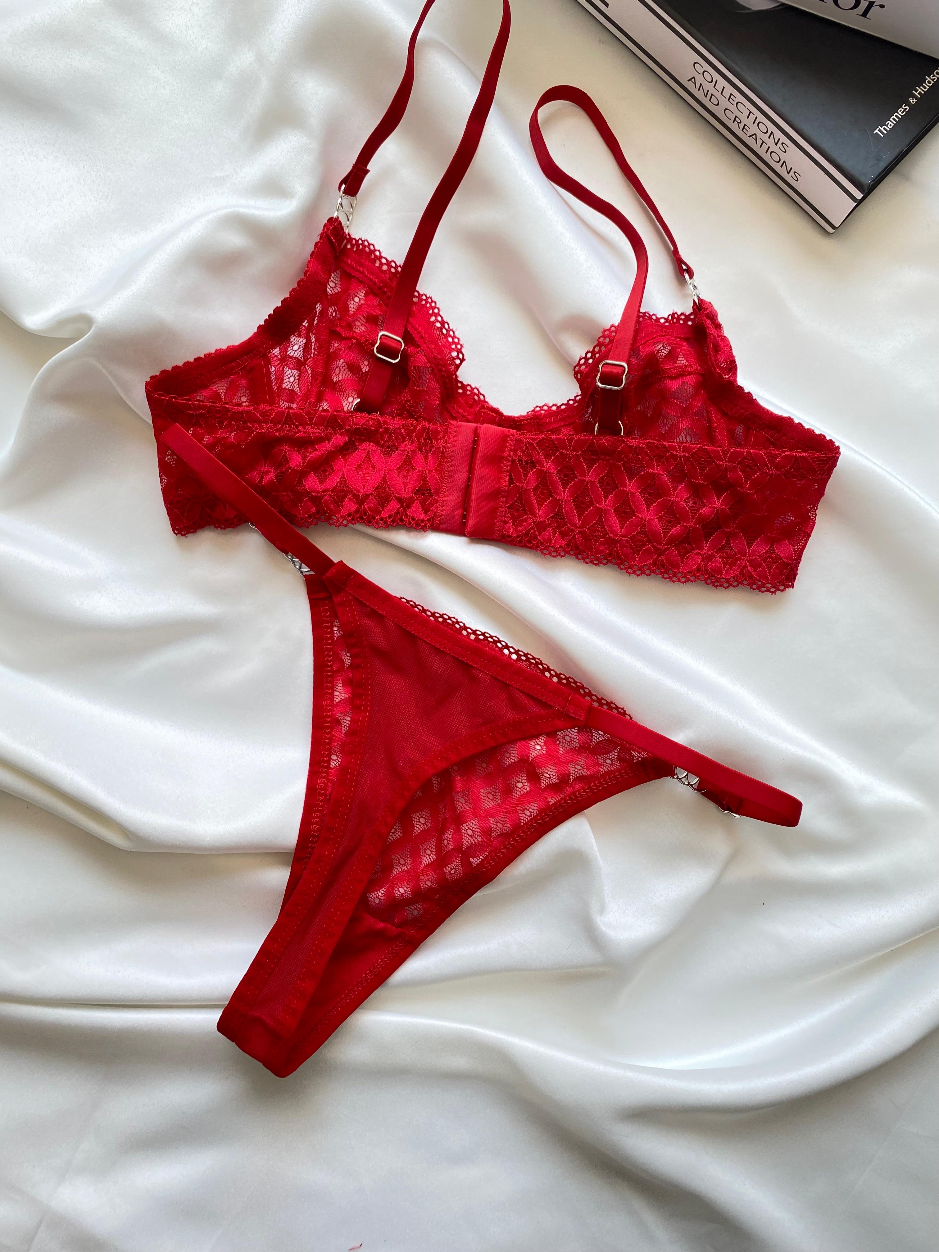 Kırmızı Dantelli Bralet Takım