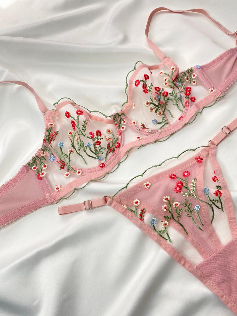 Pembe Çiçek Desenli Bralet Takım