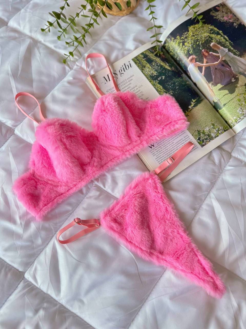 PEMBE PELUŞ TAKIM