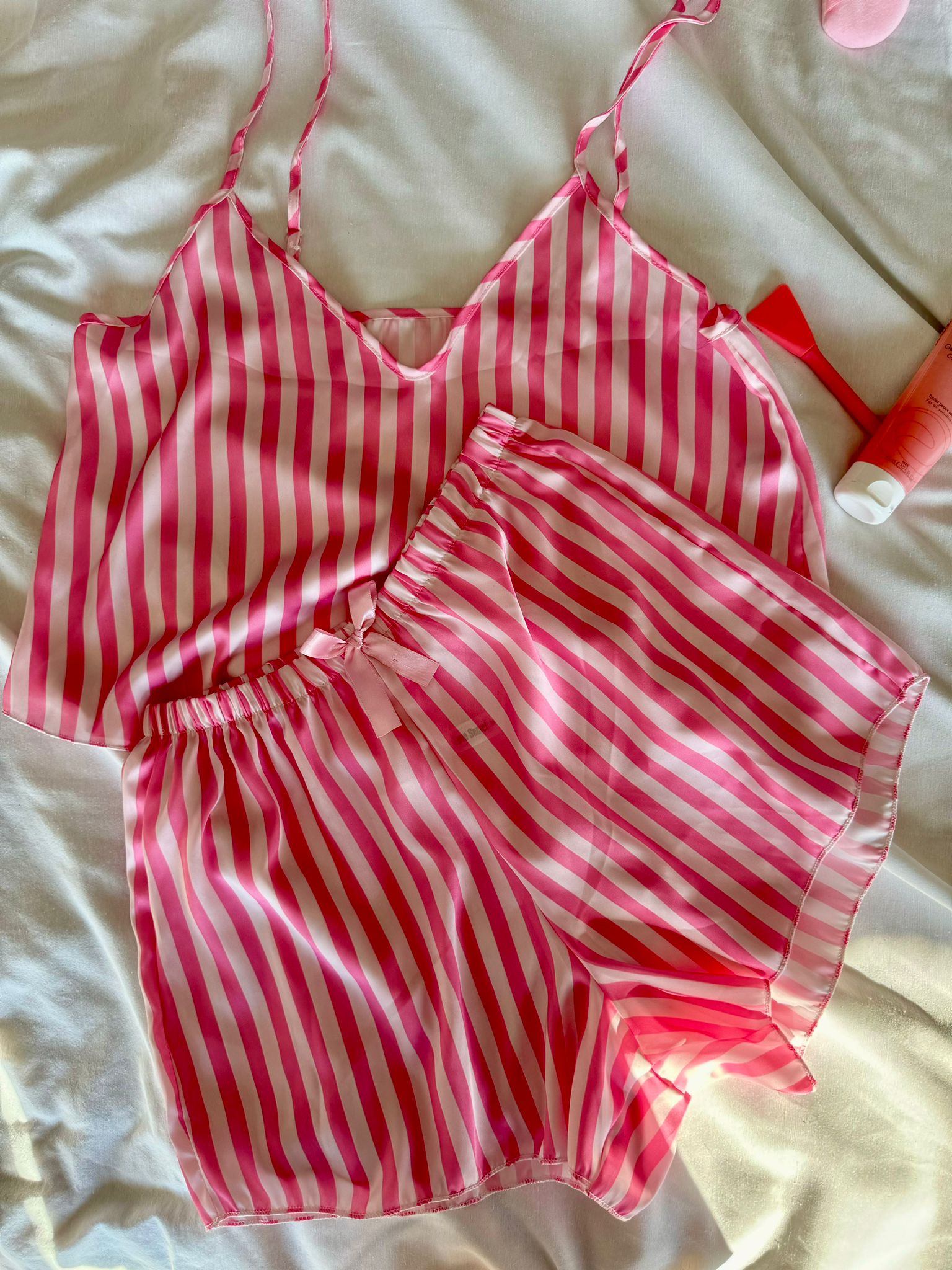 Pembe Beyaz Çizgili